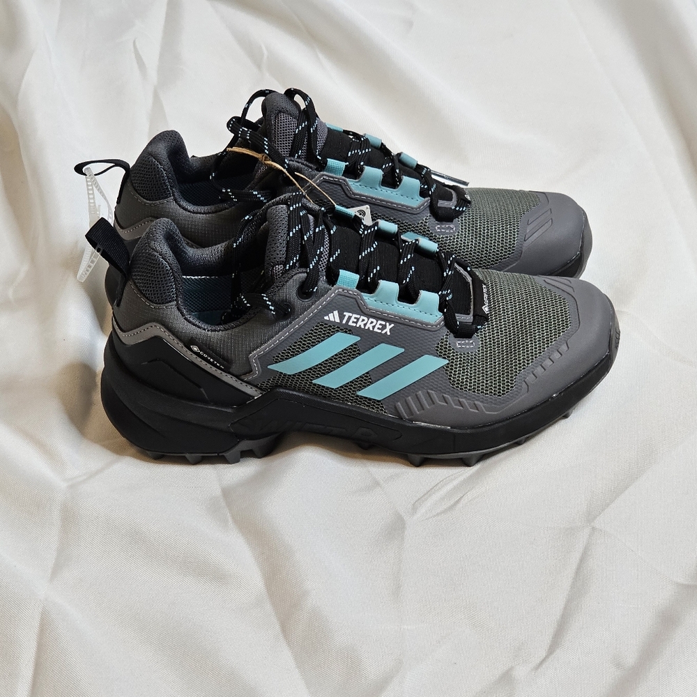 adidas OutdoorTerrex Swift R3 GTX in Grey/Mint Ton/Black sz 7